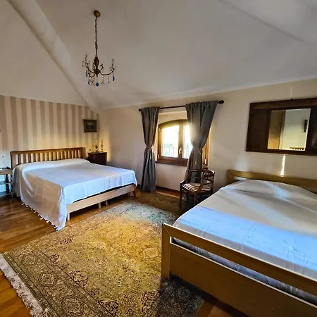 Laura فندق مبيت وإفطار